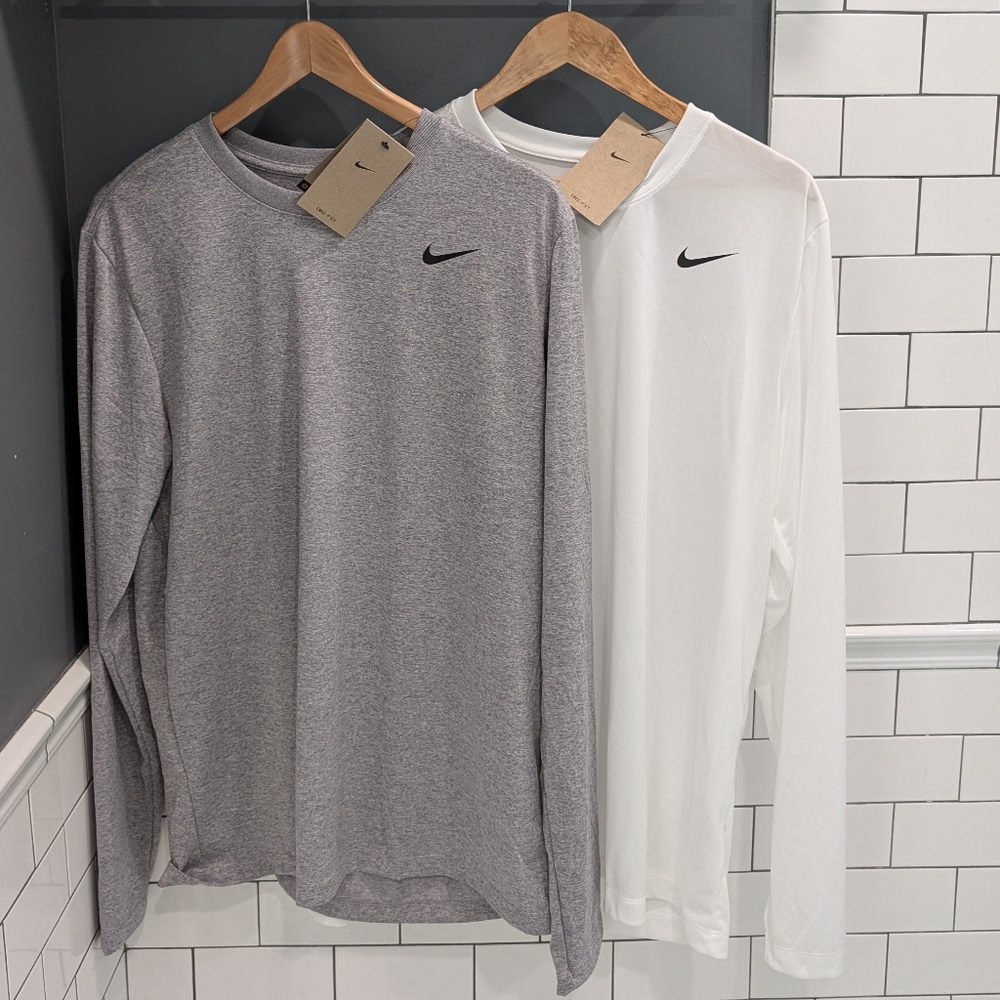 Two Nike DriFit LS tee (both incl. in price)